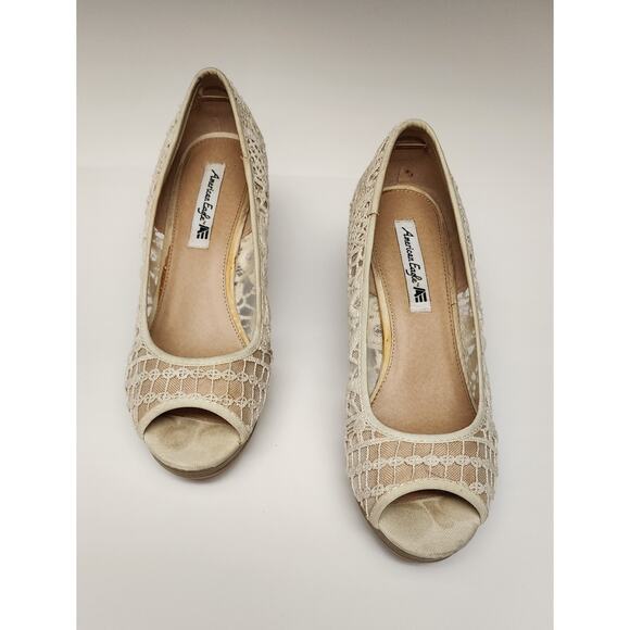 Universal Thread Women's Fabric Peep Toe Wedge Platform Heel Shoes Beige 8W - Picture 7 of 14